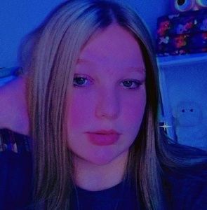 Meet your Posher, Laynee